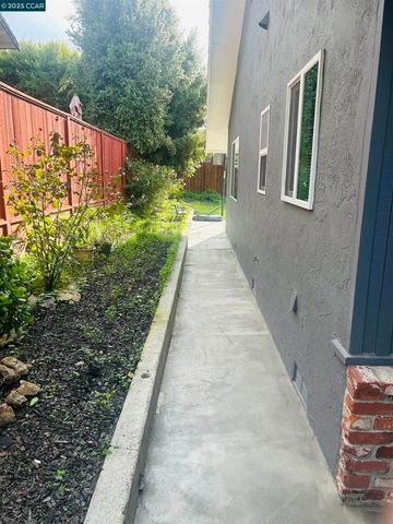 919 N Elm Drive, Rodeo, CA 94572