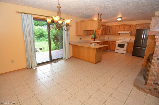 34489 Grafton Eastern Road, Grafton, OH 44044