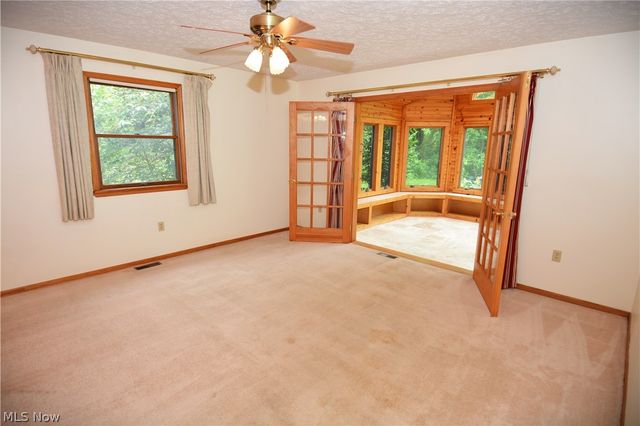 34489 Grafton Eastern Road, Grafton, OH 44044