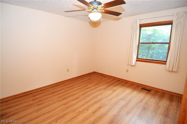 34489 Grafton Eastern Road, Grafton, OH 44044