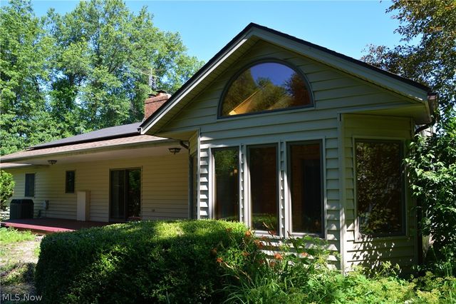 34489 Grafton Eastern Road, Grafton, OH 44044