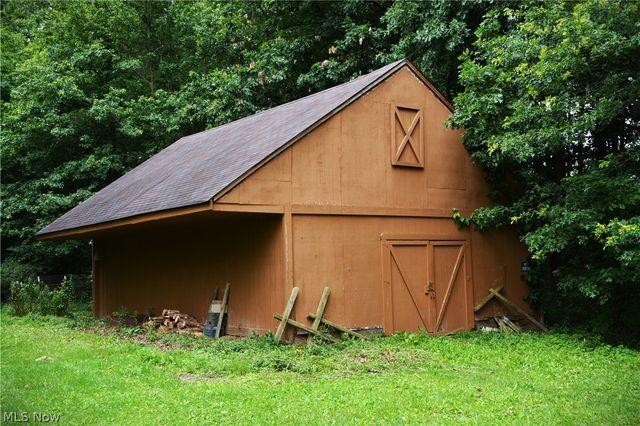 34489 Grafton Eastern Road, Grafton, OH 44044