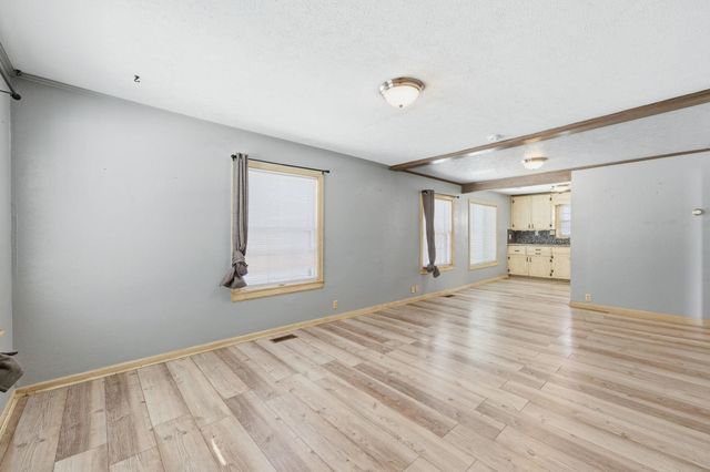 1124 W 20th, Wichita, KS 67203