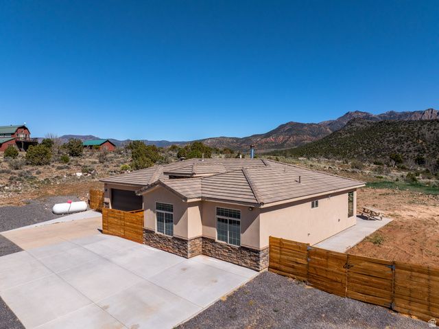 62 N LUCKY 7 RD., Brookside, UT 84782