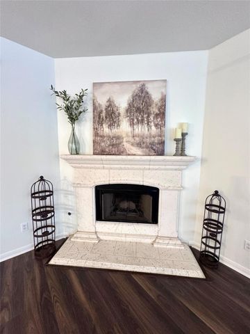 9942 Lynette Falls Drive, Houston, TX 77095