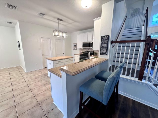 9942 Lynette Falls Drive, Houston, TX 77095