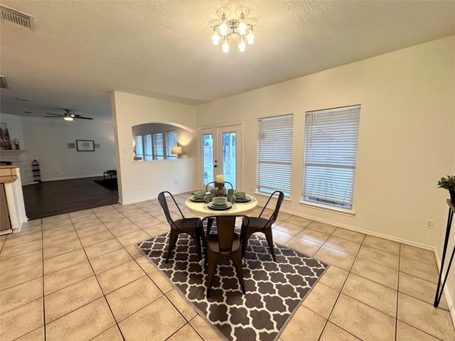 9942 Lynette Falls Drive, Houston, TX 77095