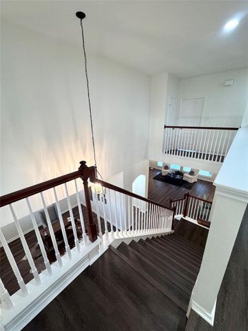 9942 Lynette Falls Drive, Houston, TX 77095