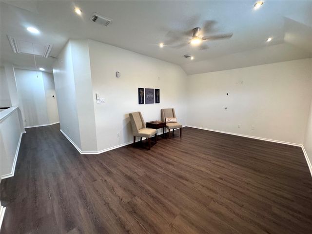 9942 Lynette Falls Drive, Houston, TX 77095