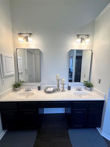 9942 Lynette Falls Drive, Houston, TX 77095