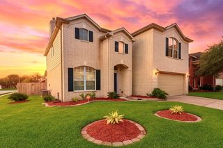 9942 Lynette Falls Drive, Houston, TX 77095