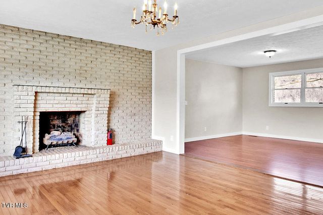 844 Stanley Valley Road, Rogersville, TN 37857