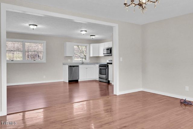 844 Stanley Valley Road, Rogersville, TN 37857