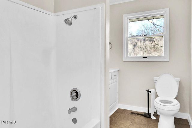 844 Stanley Valley Road, Rogersville, TN 37857