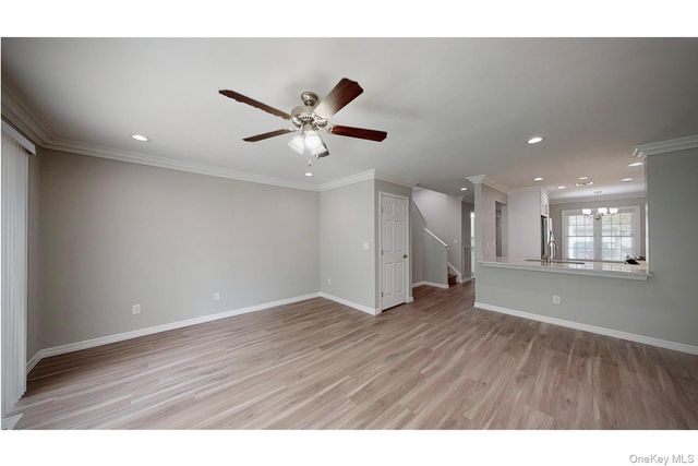 100 Saddle Cove Road 805, Bohemia, NY 11716