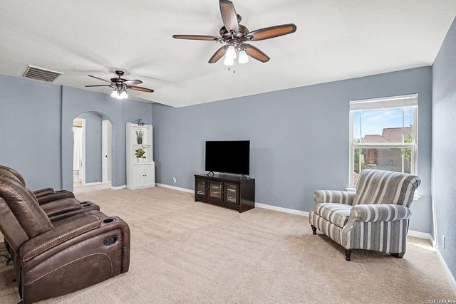 2906 Sawmill Ln, New Braunfels, TX 78130