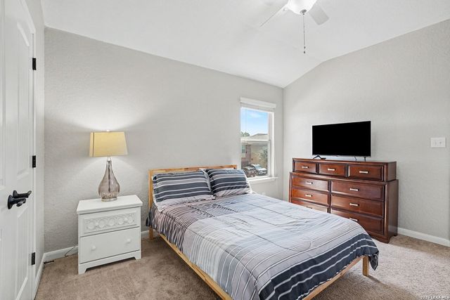 2906 Sawmill Ln, New Braunfels, TX 78130
