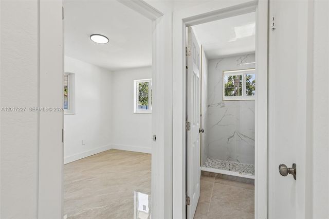 6214 Fletcher St, Hollywood, FL 33023