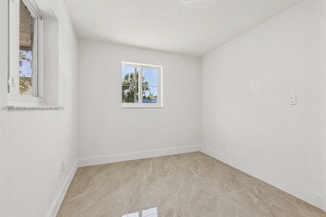 6214 Fletcher St, Hollywood, FL 33023