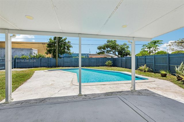 6214 Fletcher St, Hollywood, FL 33023