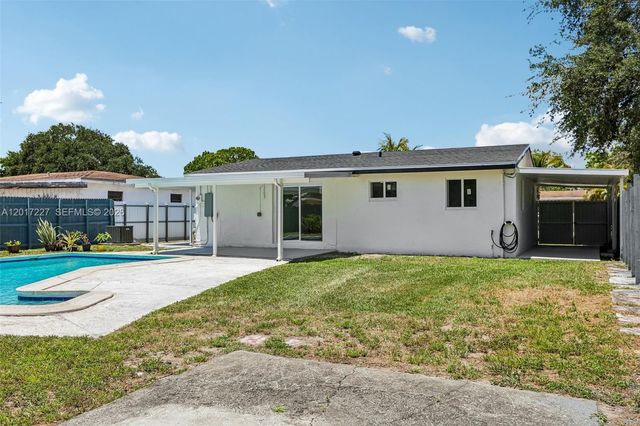 6214 Fletcher St, Hollywood, FL 33023