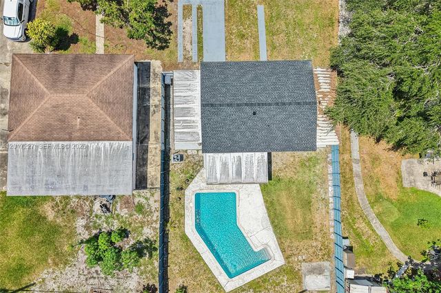 6214 Fletcher St, Hollywood, FL 33023