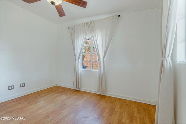 2532 N Fair Oaks Avenue, Tucson, AZ 85712