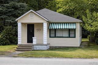 2708 Missouri Avenue, East St Louis, IL 62205