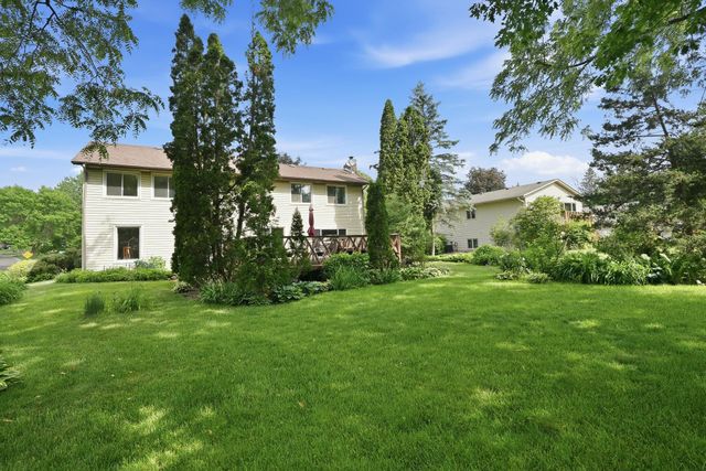 8527 Isle Avenue S, Cottage Grove, MN 55016