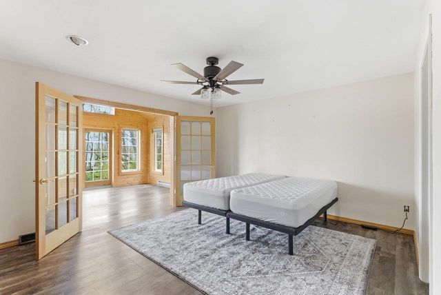 633 S Neumeyer LANE, Brillion, WI 54110