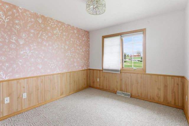 633 S Neumeyer LANE, Brillion, WI 54110