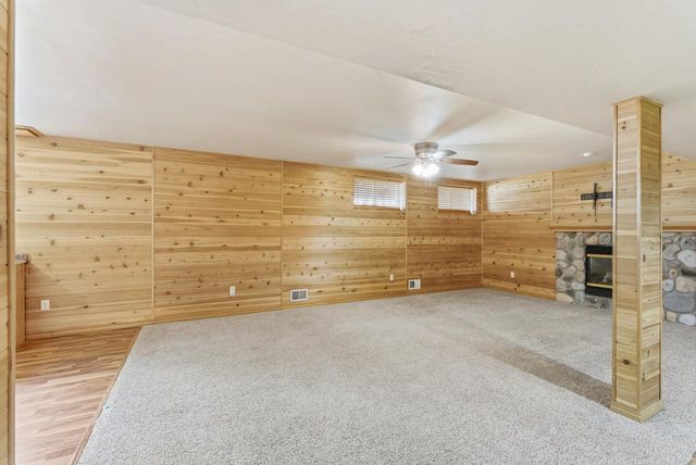 633 S Neumeyer LANE, Brillion, WI 54110