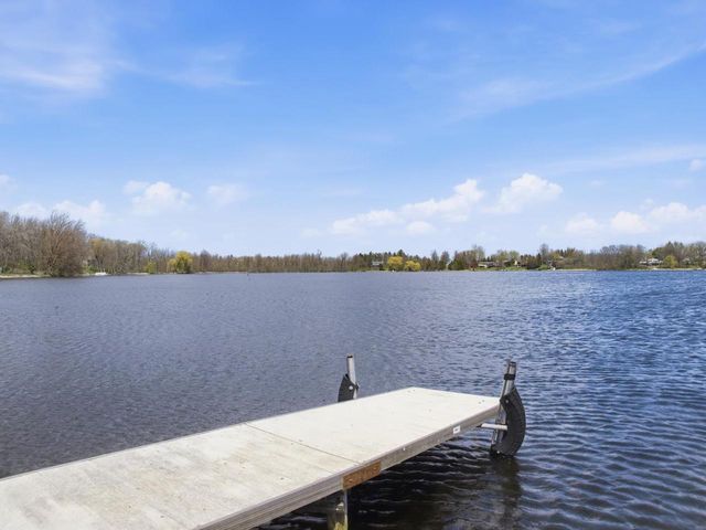 633 S Neumeyer LANE, Brillion, WI 54110