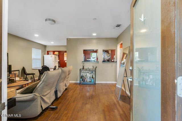 625 Niagara Street, Burbank, CA 91505