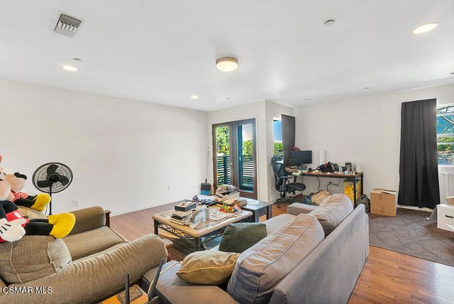 625 Niagara Street, Burbank, CA 91505