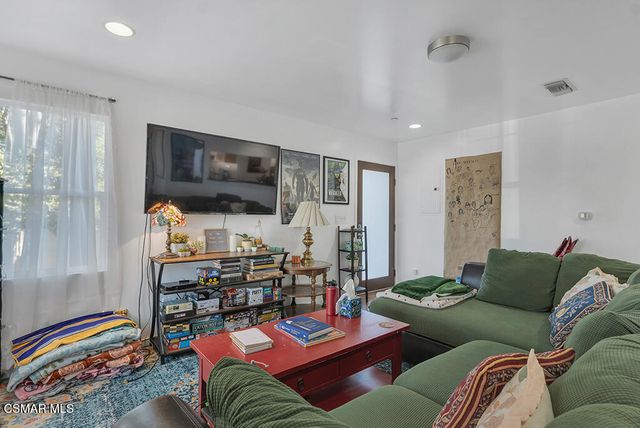 625 Niagara Street, Burbank, CA 91505