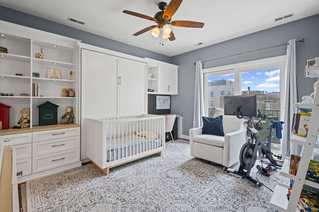 616 N MAY Street 3C, Chicago, IL 60642