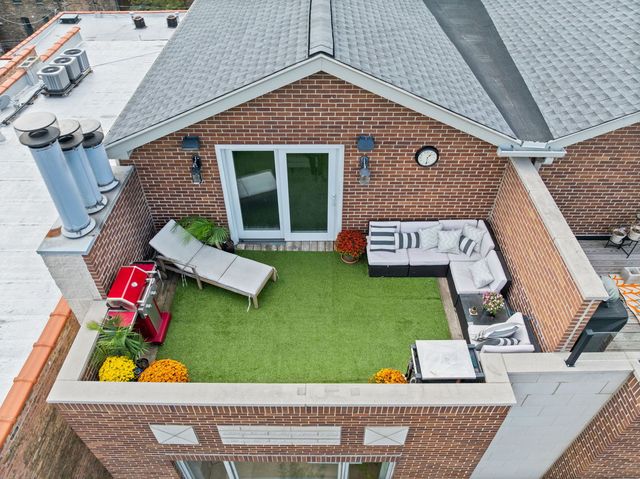 616 N MAY Street 3C, Chicago, IL 60642