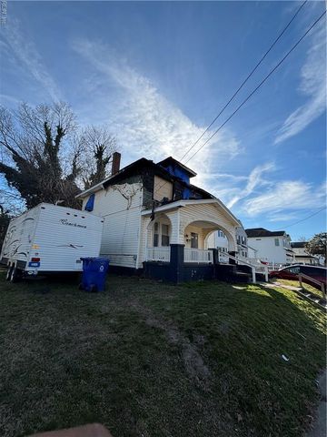 1136 35th ST, Newport News, VA 23607