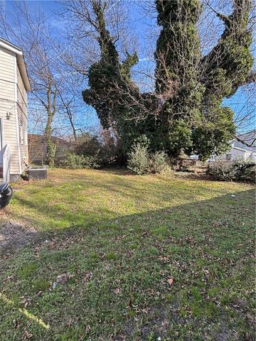 1136 35th ST, Newport News, VA 23607