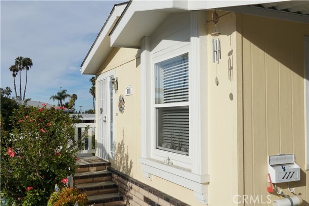 2550 Pacific Coast HWY 111, Torrance, CA 90505