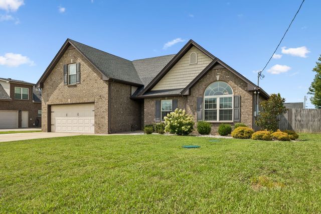 1951 Mural Ln, Murfreesboro, TN 37127