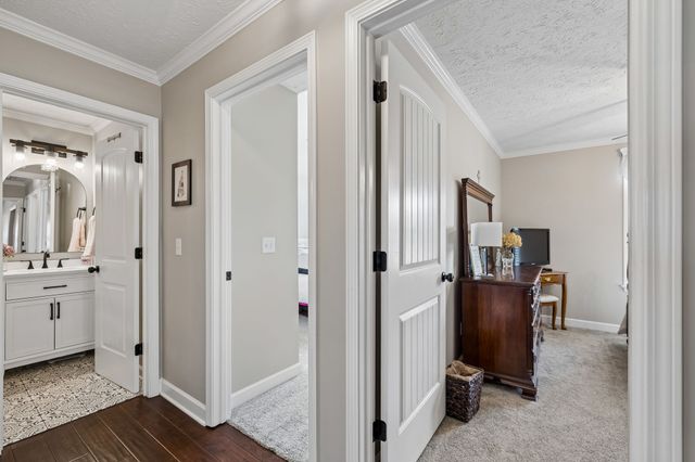 1951 Mural Ln, Murfreesboro, TN 37127