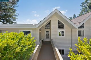 124 Ascot Ct B, Moraga, CA 94556