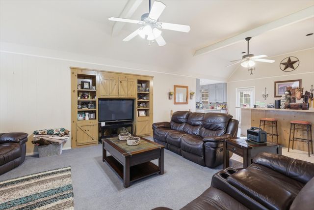 5355 Hoehn Road, Sanger, TX 76266