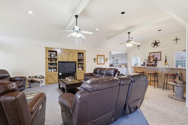 5355 Hoehn Road, Sanger, TX 76266