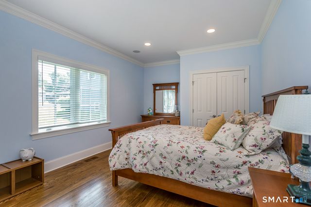 164 North Lake Shore Drive, Brookfield, CT 06804