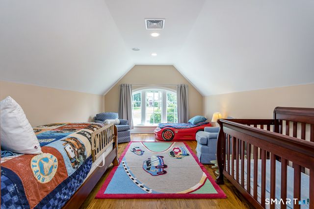 164 North Lake Shore Drive, Brookfield, CT 06804