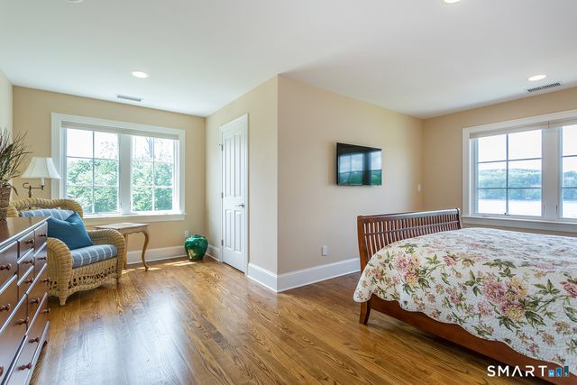 164 North Lake Shore Drive, Brookfield, CT 06804