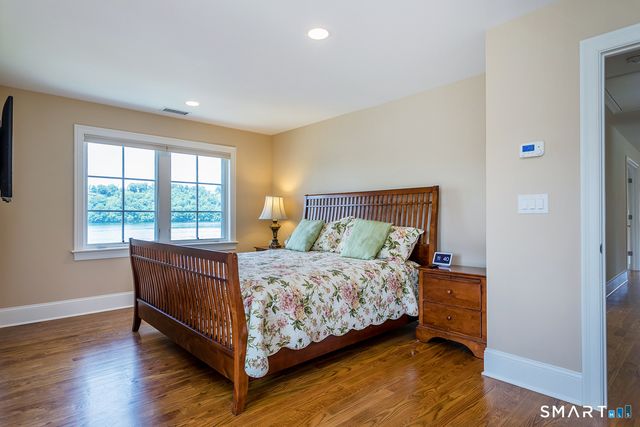 164 North Lake Shore Drive, Brookfield, CT 06804